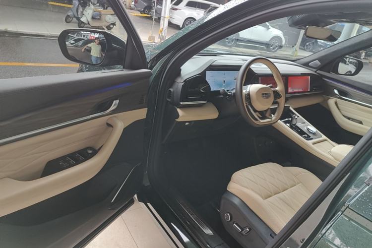 Used Geely Auto Monjaro L 2025 Dongfang Yao 2.0TD Automatic All-Wheel-Drive Wangyue Edition Driver Seat