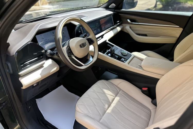 Used Geely Auto Monjaro L 2025 Dongfang Yao 2.0TD Automatic All-Wheel-Drive Wangyue Edition Driver Seat