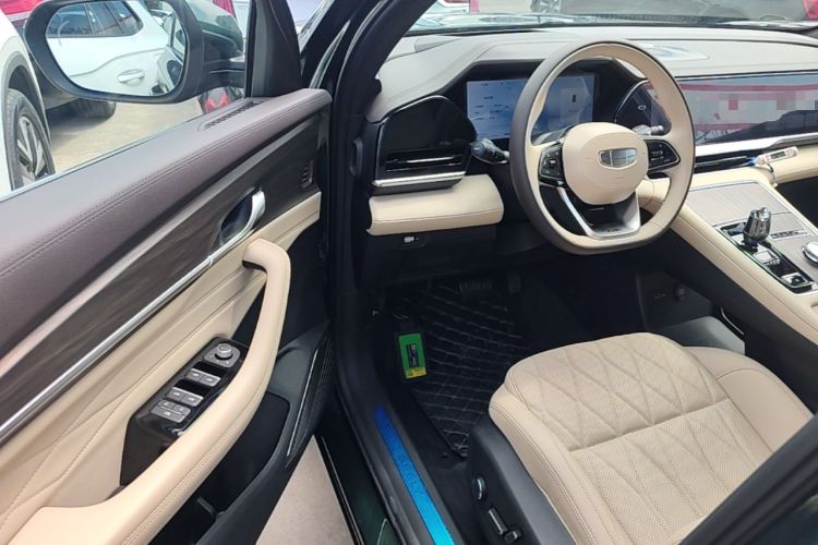 Used Geely Auto Monjaro L 2025 Dongfang Yao 2.0TD Automatic All-Wheel-Drive Wangyue Edition Driver Seat