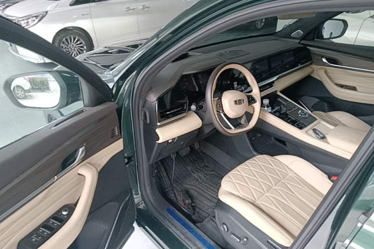 Used Geely Auto Monjaro L 2025 Dongfang Yao 2.0TD Automatic All-Wheel-Drive Wangyue Edition Driver Seat