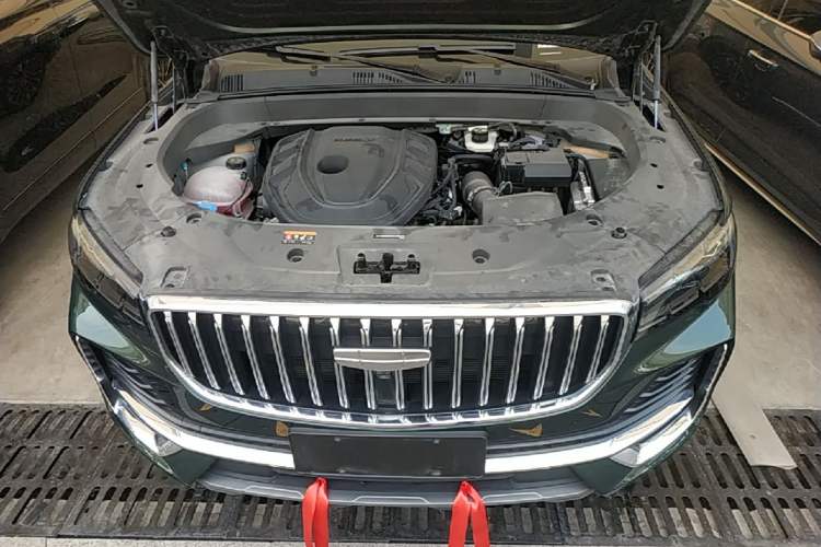 Used Geely Auto Monjaro L 2025 Dongfang Yao 2.0TD Automatic All-Wheel-Drive Wangyue Edition Engine Bay
