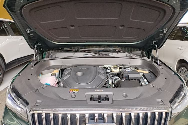 Used Geely Auto Monjaro L 2025 Dongfang Yao 2.0TD Automatic All-Wheel-Drive Wangyue Edition Engine Bay