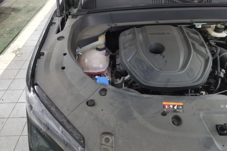 Used Geely Auto Monjaro L 2025 Dongfang Yao 2.0TD Automatic All-Wheel-Drive Wangyue Edition Engine Bay Right