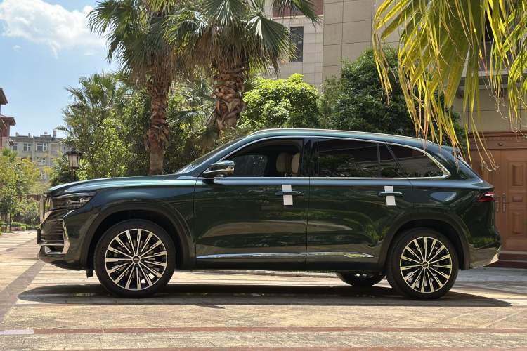 Used Geely Auto Monjaro L 2025 Dongfang Yao 2.0TD Automatic All-Wheel-Drive Wangyue Edition Exterior 1