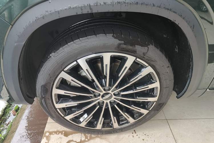 Used Geely Auto Monjaro L 2025 Dongfang Yao 2.0TD Automatic All-Wheel-Drive Wangyue Edition Exterior 2