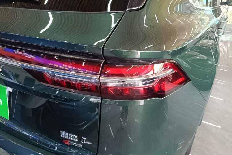 Used Geely Auto Monjaro L 2025 Dongfang Yao 2.0TD Automatic All-Wheel-Drive Wangyue Edition Exterior 3
