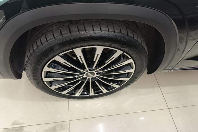 Used Geely Auto Monjaro L 2025 Dongfang Yao 2.0TD Automatic Lanxing Edition Exterior 4