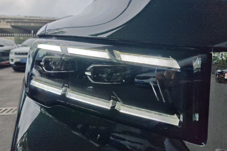 Used Geely Auto Monjaro L 2025 Dongfang Yao 2.0TD Automatic All-Wheel-Drive Wangyue Edition Exterior 4