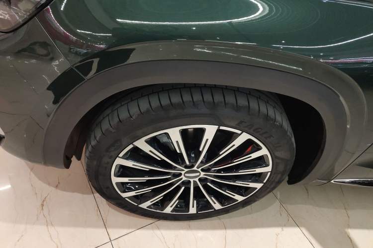 Used Geely Auto Monjaro L 2025 Dongfang Yao 2.0TD Automatic All-Wheel-Drive Wangyue Edition Exterior 7