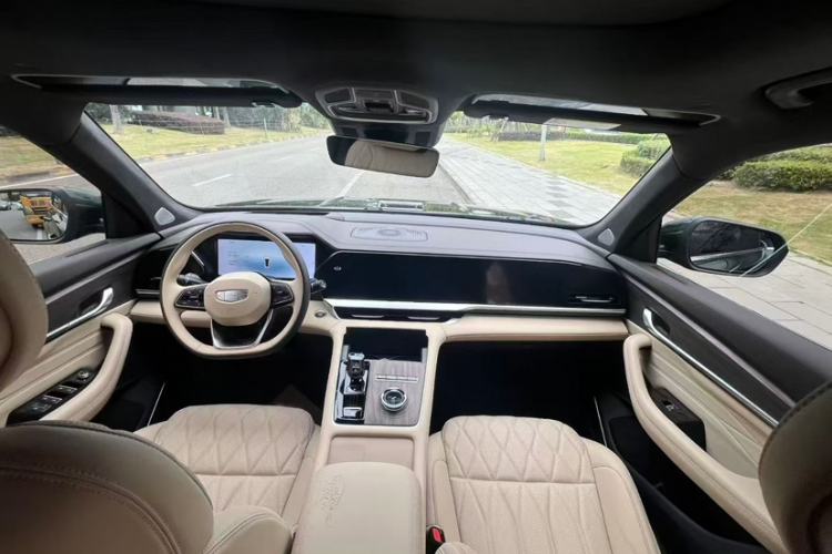 Used Geely Auto Monjaro L 2025 Dongfang Yao 2.0TD Automatic All-Wheel-Drive Wangyue Edition Exterior 9