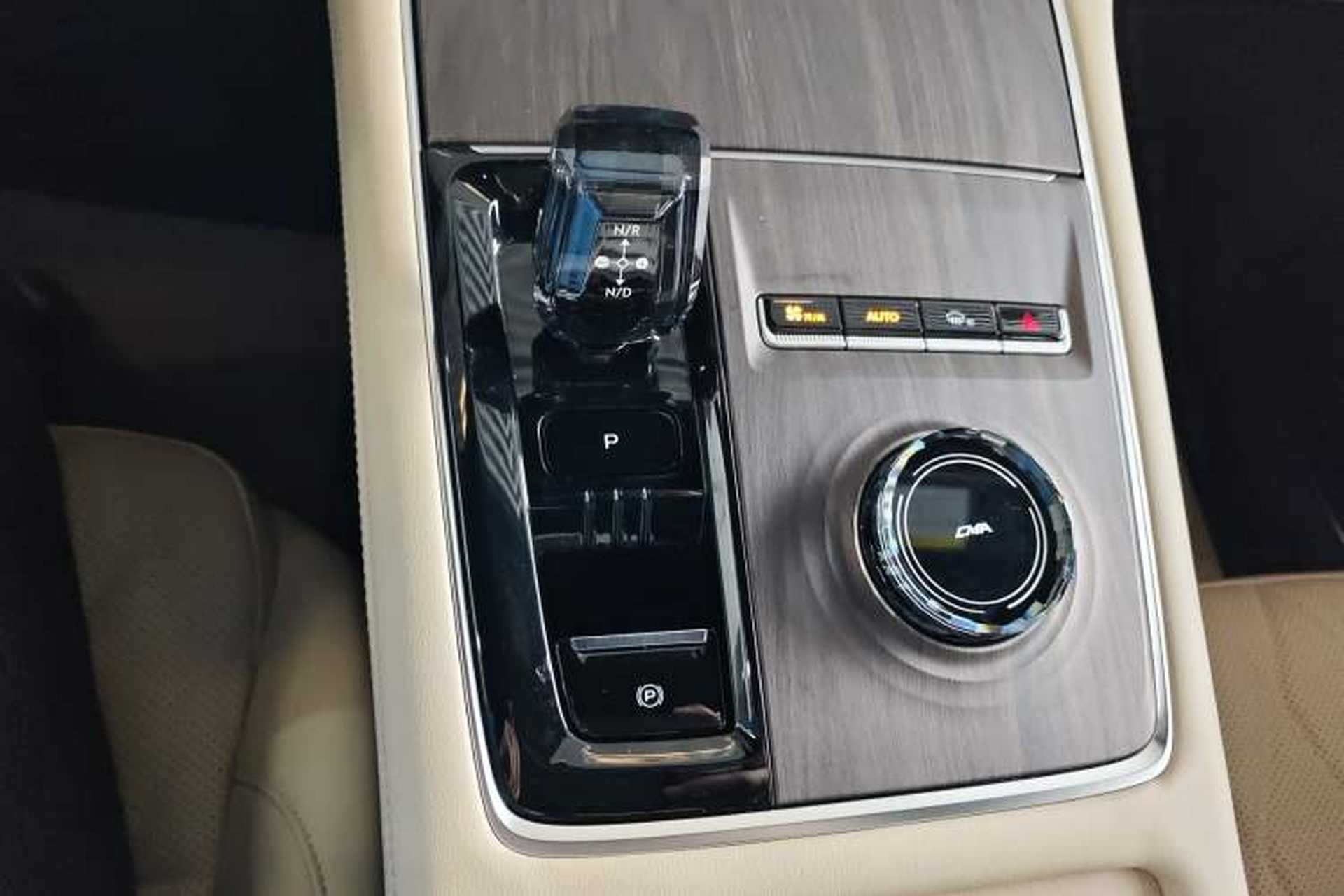 Used Geely Auto Monjaro L 2025 Dongfang Yao 2.0TD Automatic All-Wheel-Drive Wangyue Edition Gear Lever