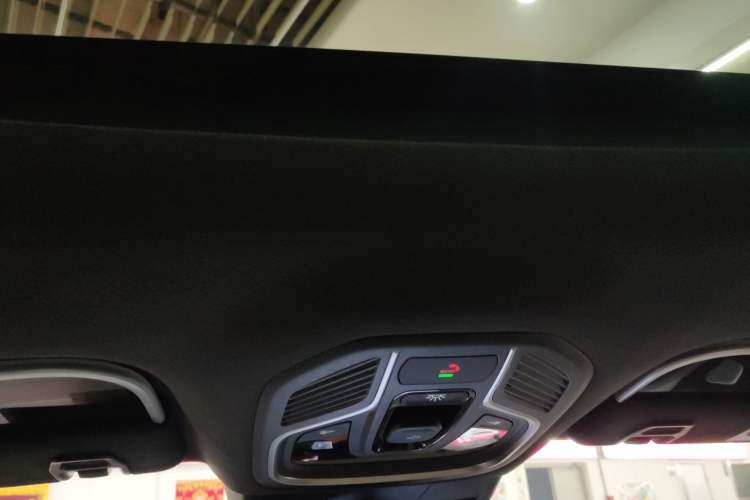Used Geely Auto Monjaro L 2025 Dongfang Yao 2.0TD Automatic All-Wheel-Drive Wangyue Edition Headliner