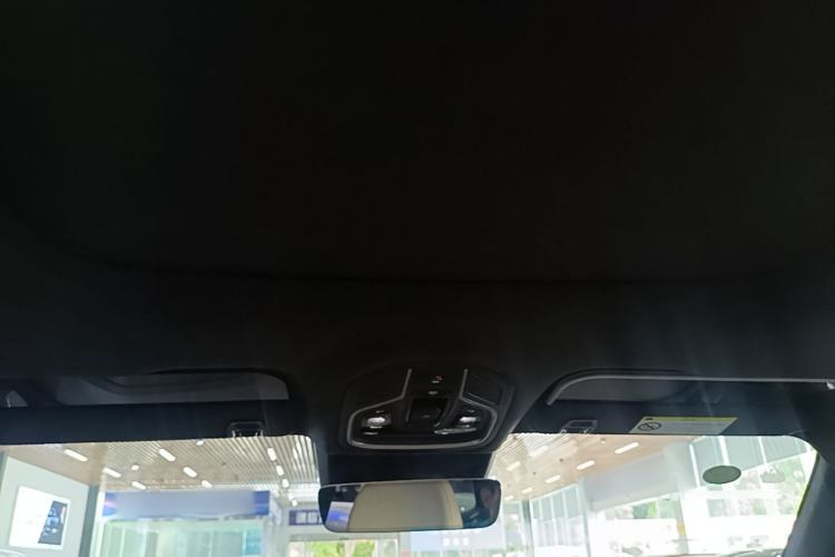 Used Geely Auto Monjaro L 2025 Dongfang Yao 2.0TD Automatic All-Wheel-Drive Wangyue Edition Headliner