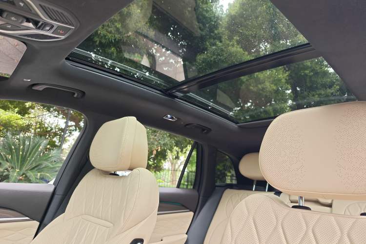 Used Geely Auto Monjaro L 2025 Dongfang Yao 2.0TD Automatic All-Wheel-Drive Wangyue Edition Headliner