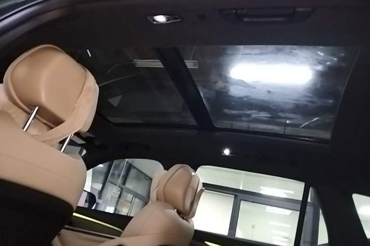 Used Geely Auto Monjaro L 2025 Dongfang Yao 2.0TD Automatic All-Wheel-Drive Wangyue Edition Headliner