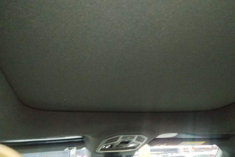 Used Geely Auto Monjaro L 2025 Dongfang Yao 2.0TD Automatic All-Wheel-Drive Wangyue Edition Headliner