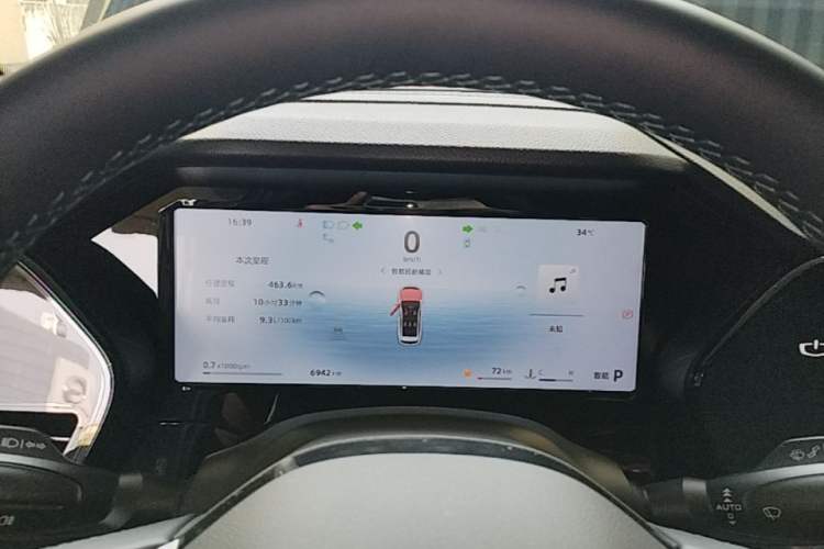 Used Geely Auto Monjaro L 2025 Dongfang Yao 2.0TD Automatic All-Wheel-Drive Wangyue Edition Instrument Cluster
