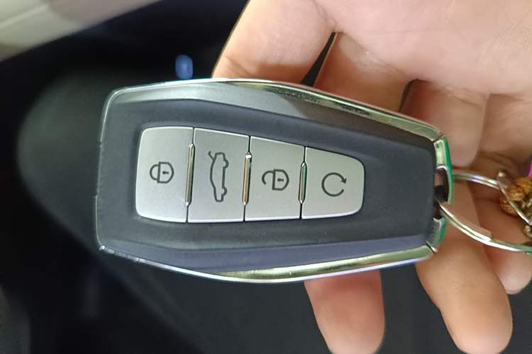 Used Geely Auto Monjaro L 2025 Dongfang Yao 2.0TD Automatic All-Wheel-Drive Wangyue Edition Interior 1