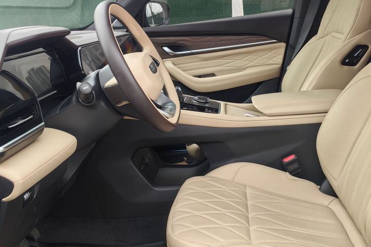 Used Geely Auto Monjaro L 2025 Dongfang Yao 2.0TD Automatic Lanxing Edition Interior 1