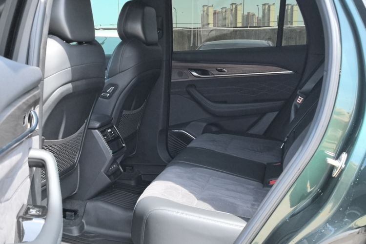 Used Geely Auto Monjaro L 2025 Dongfang Yao 2.0TD Automatic All-Wheel-Drive Wangyue Edition Interior 1