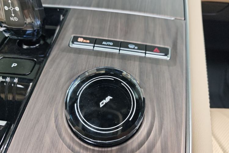 Used Geely Auto Monjaro L 2025 Dongfang Yao 2.0TD Automatic All-Wheel-Drive Wangyue Edition Interior 12