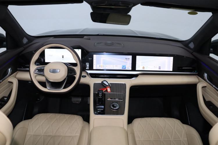 Used Geely Auto Monjaro L 2025 Dongfang Yao 2.0TD Automatic All-Wheel-Drive Wangyue Edition Interior 2