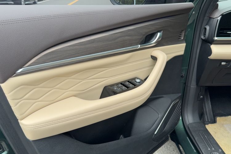 Used Geely Auto Monjaro L 2025 Dongfang Yao 2.0TD Automatic Lanxing Edition Interior 2