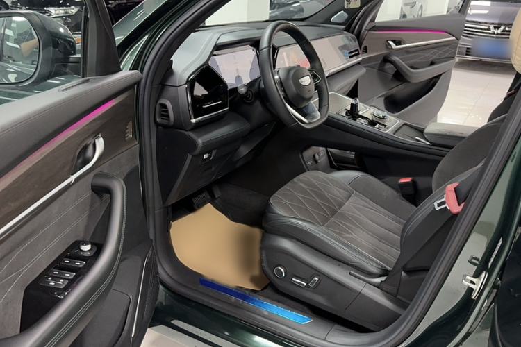 Used Geely Auto Monjaro L 2025 Dongfang Yao 2.0TD Automatic Lanxing Edition Interior 2