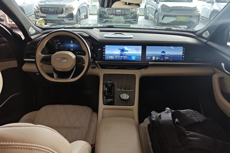 Used Geely Auto Monjaro L 2025 Dongfang Yao 2.0TD Automatic All-Wheel-Drive Wangyue Edition Interior 2