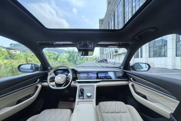 Used Geely Auto Monjaro L 2025 Dongfang Yao 2.0TD Automatic All-Wheel-Drive Wangyue Edition Interior 3