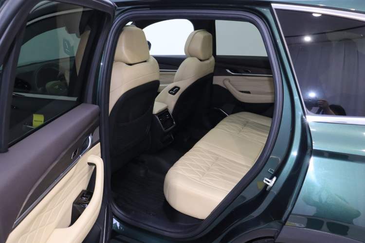 Used Geely Auto Monjaro L 2025 Dongfang Yao 2.0TD Automatic All-Wheel-Drive Wangyue Edition Interior 3