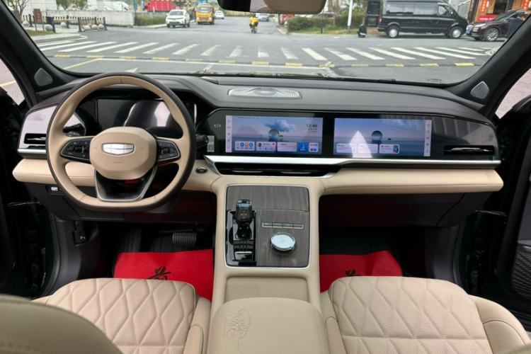 Used Geely Auto Monjaro L 2025 Dongfang Yao 2.0TD Automatic All-Wheel-Drive Wangyue Edition Interior 3