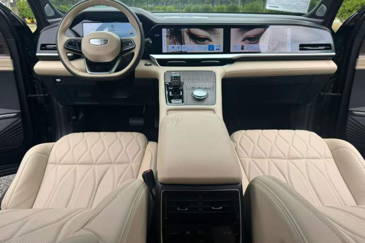 Used Geely Auto Monjaro L 2025 Dongfang Yao 2.0TD Automatic All-Wheel-Drive Wangyue Edition Interior 3