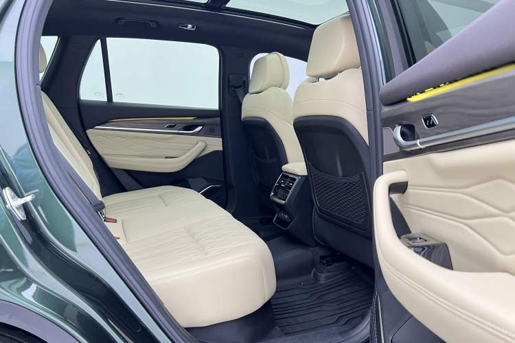Used Geely Auto Monjaro L 2025 Dongfang Yao 2.0TD Automatic All-Wheel-Drive Wangyue Edition Interior 4