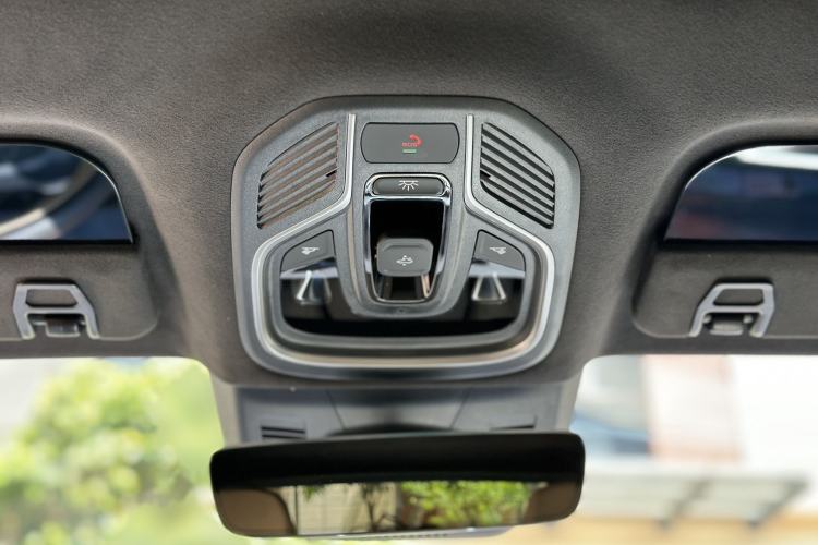 Used Geely Auto Monjaro L 2025 Dongfang Yao 2.0TD Automatic All-Wheel-Drive Wangyue Edition Interior 5