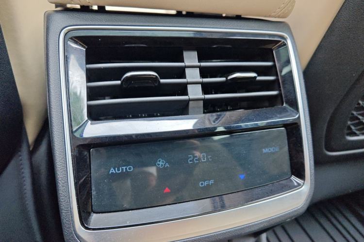 Used Geely Auto Monjaro L 2025 Dongfang Yao 2.0TD Automatic All-Wheel-Drive Wangyue Edition Interior 6