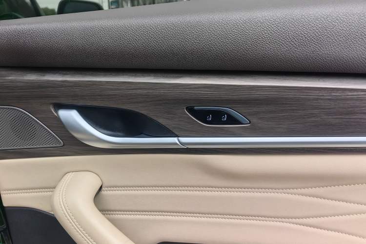 Used Geely Auto Monjaro L 2025 Dongfang Yao 2.0TD Automatic Lanxing Edition Interior 9