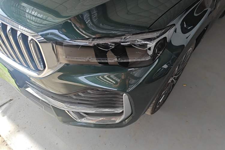 Used Geely Auto Monjaro L 2025 Dongfang Yao 2.0TD Automatic All-Wheel-Drive Wangyue Edition Left Front Headlight