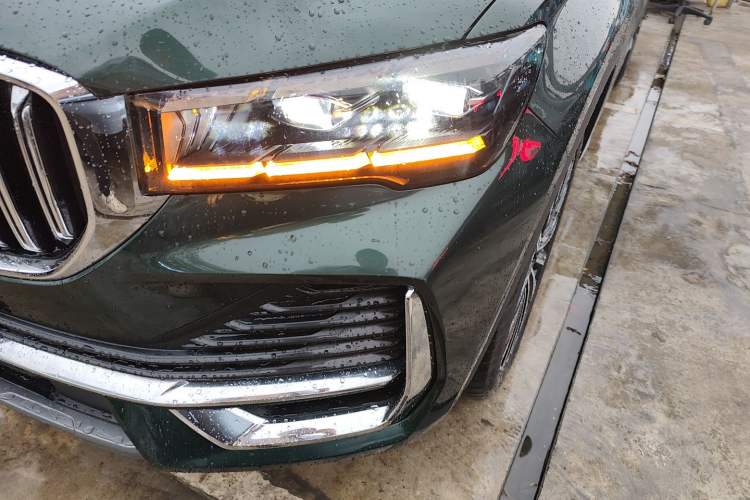 Used Geely Auto Monjaro L 2025 Dongfang Yao 2.0TD Automatic All-Wheel-Drive Wangyue Edition Left Front Headlight