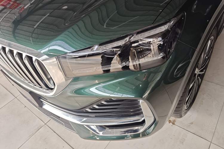 Used Geely Auto Monjaro L 2025 Dongfang Yao 2.0TD Automatic All-Wheel-Drive Wangyue Edition Left Front Headlight