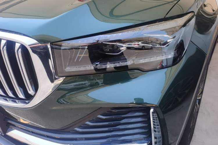 Used Geely Auto Monjaro L 2025 Dongfang Yao 2.0TD Automatic All-Wheel-Drive Wangyue Edition Left Front Headlight