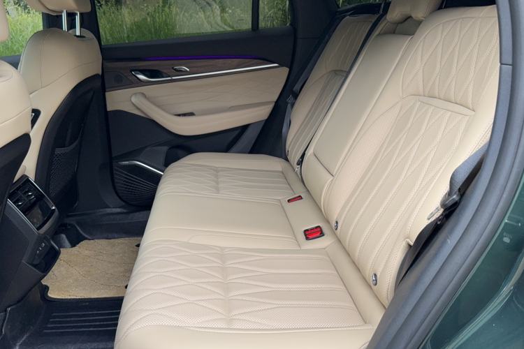 Used Geely Auto Monjaro L 2025 Dongfang Yao 2.0TD Automatic Lanxing Edition Left Rear Seat