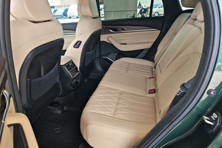 Used Geely Auto Monjaro L 2025 Dongfang Yao 2.0TD Automatic Lanxing Edition Left Rear Seat