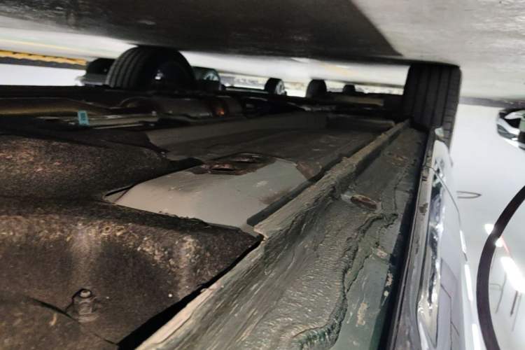Used Geely Auto Monjaro L 2025 Dongfang Yao 2.0TD Automatic Lanxing Edition Left Side Sill