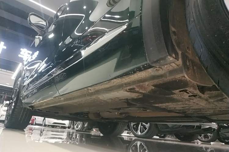 Used Geely Auto Monjaro L 2025 Dongfang Yao 2.0TD Automatic Lanxing Edition Left Side Sill