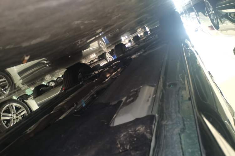Used Geely Auto Monjaro L 2025 Dongfang Yao 2.0TD Automatic All-Wheel-Drive Wangyue Edition Left Side Sill