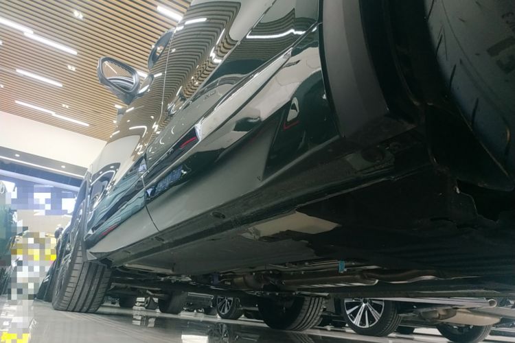 Used Geely Auto Monjaro L 2025 Dongfang Yao 2.0TD Automatic All-Wheel-Drive Wangyue Edition Left Side Sill
