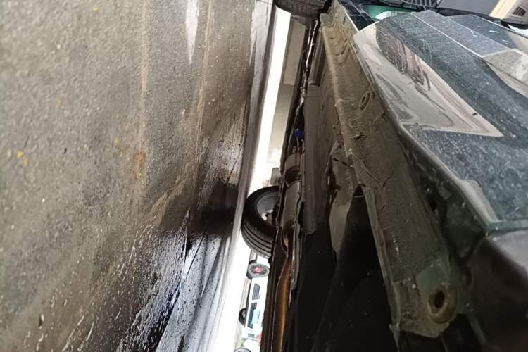 Used Geely Auto Monjaro L 2025 Dongfang Yao 2.0TD Automatic Lanxing Edition Left Side Sill