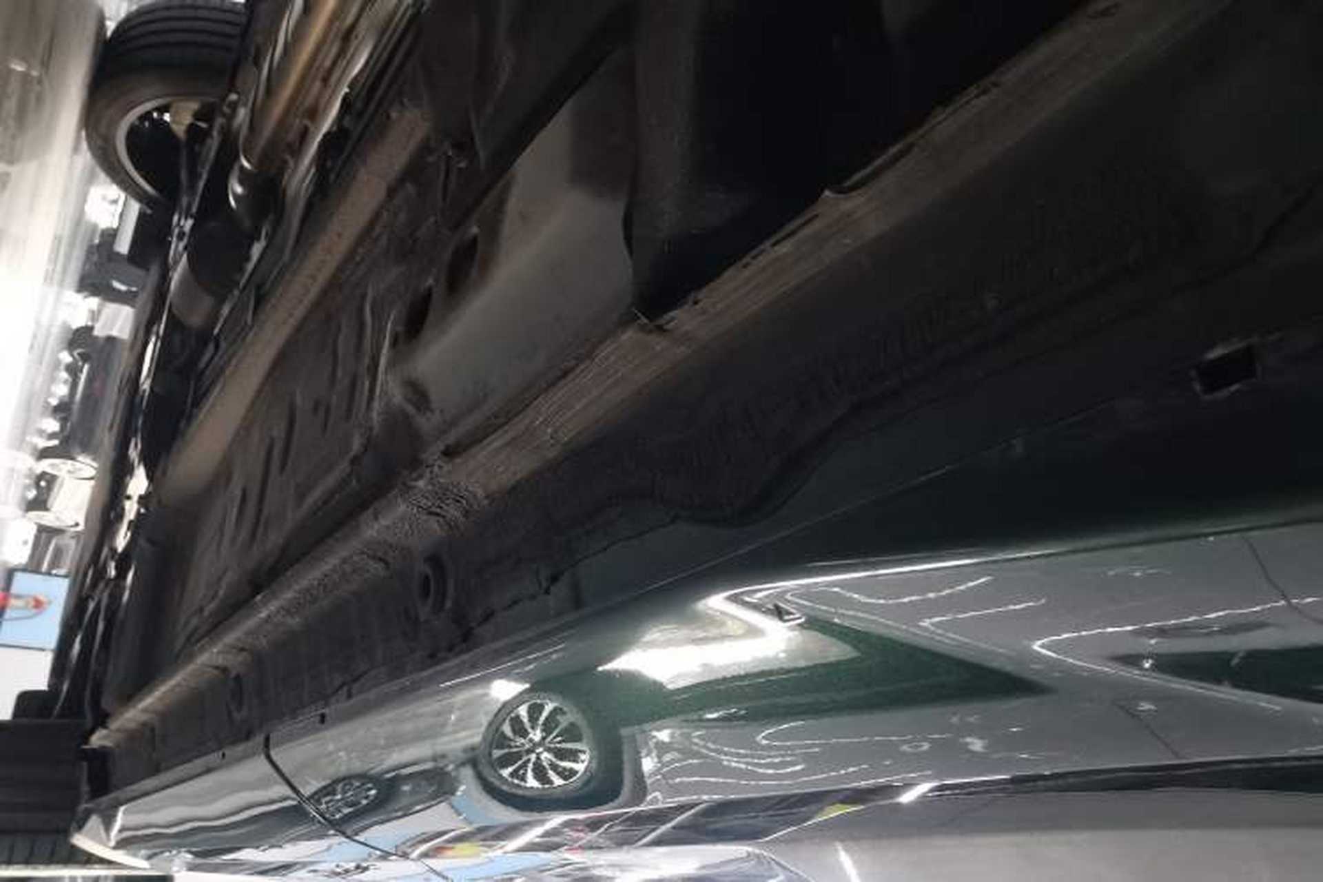 Used Geely Auto Monjaro L 2025 Dongfang Yao 2.0TD Automatic All-Wheel-Drive Wangyue Edition Left Side Sill