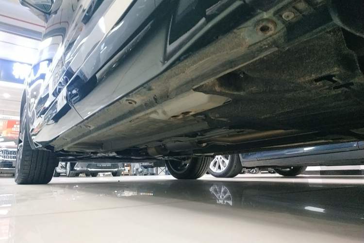 Used Geely Auto Monjaro L 2025 Dongfang Yao 2.0TD Automatic Lanxing Edition Left Side Sill